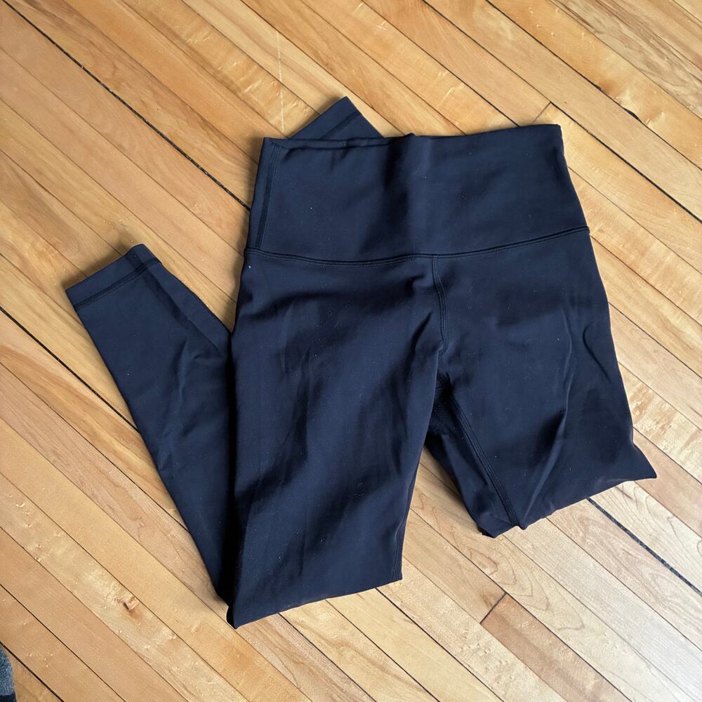 Lululemon black leggings athletic casual 23 inch inseam women's size 6 workout